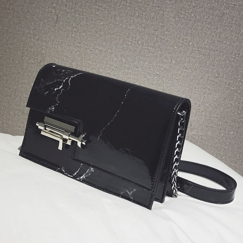 Sac à Chaîne et Fermeture