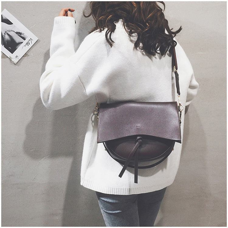 Moon | Shoulder bag